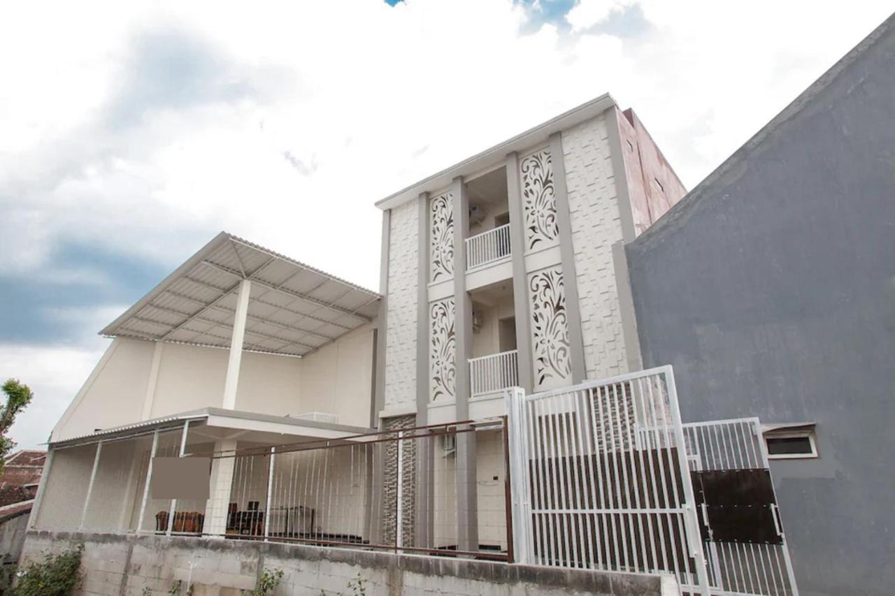Syariah Cozy Residence Malang Exterior foto